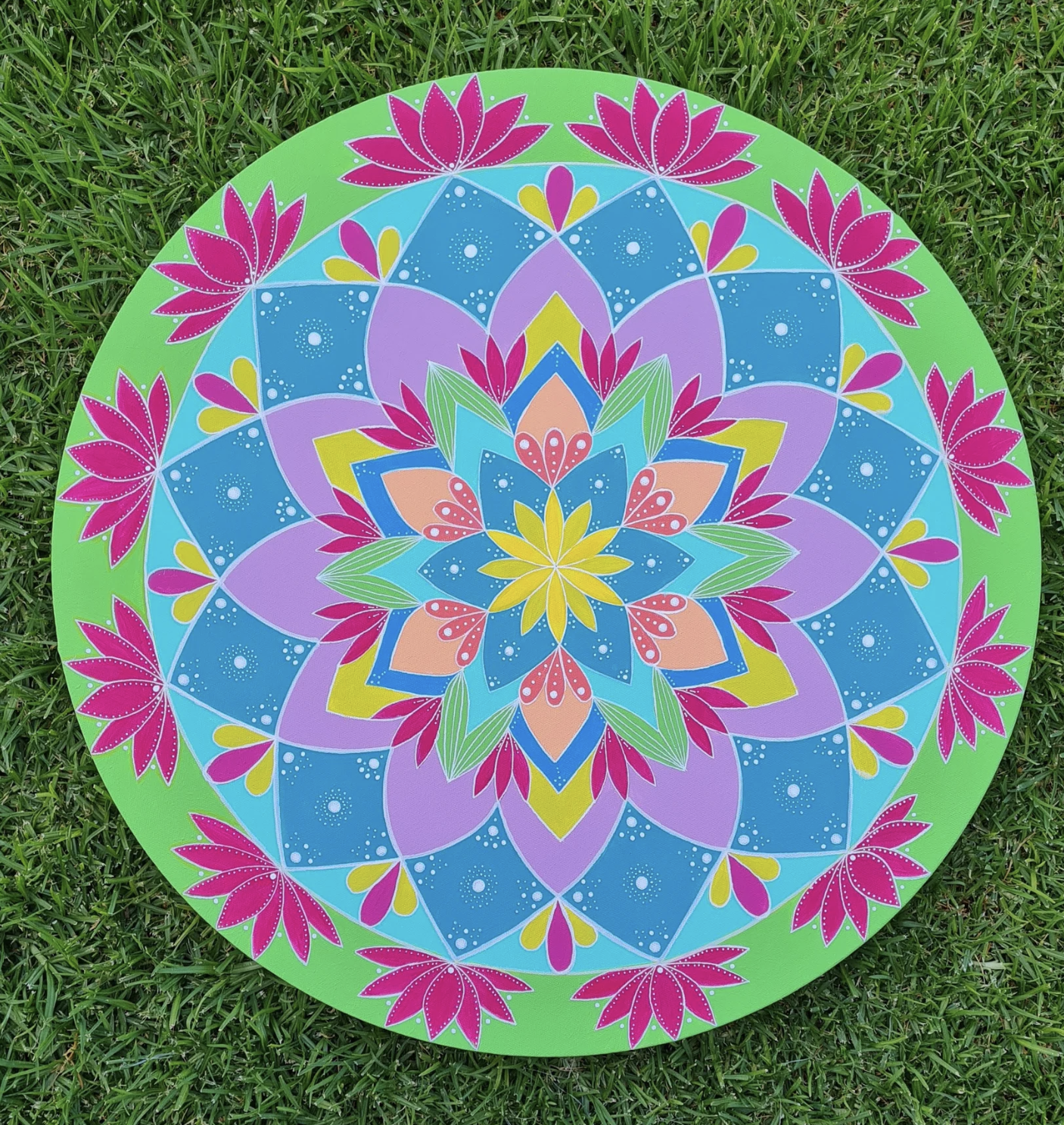  Radiant Lotus – 60cm Sacred Mandala Circle Canvas with Mirror Accents